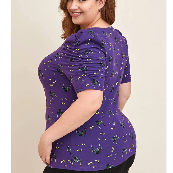 Torrid 4 (4X) Disney Haunted Mansion Punk Goth Gargoyle Puff Sleeve Foxy Top‎ - Picture 3 of 3